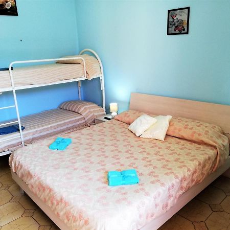 Via Pisa Otel Riposto Dış mekan fotoğraf