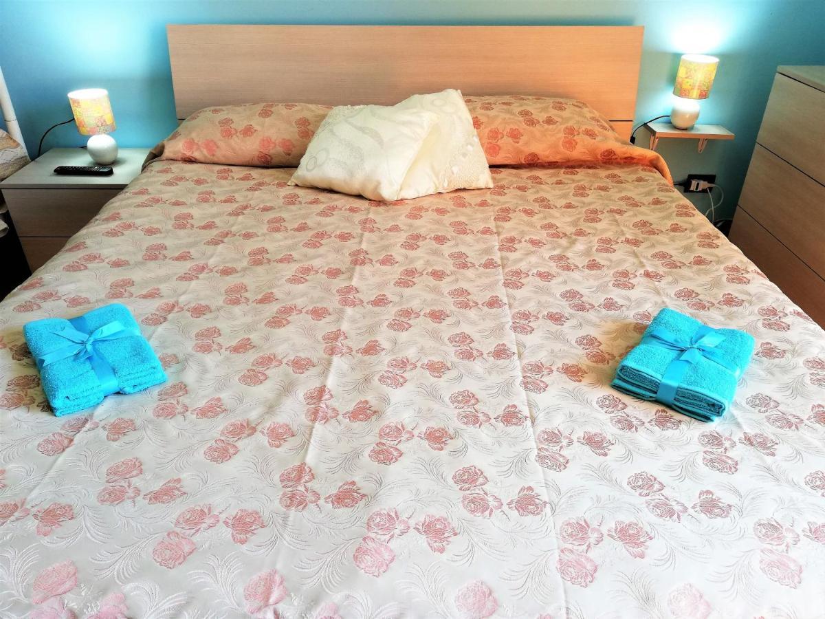 Via Pisa Otel Riposto Dış mekan fotoğraf